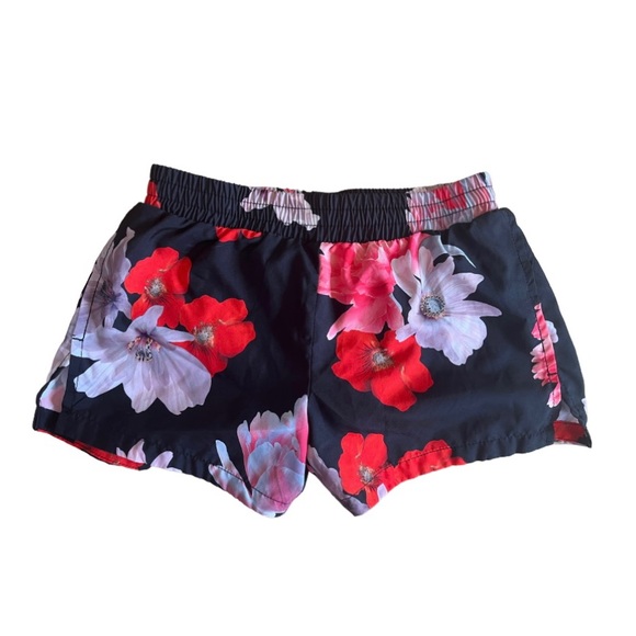 Girls Old Navy Flower Shorts - Picture 1 of 3
